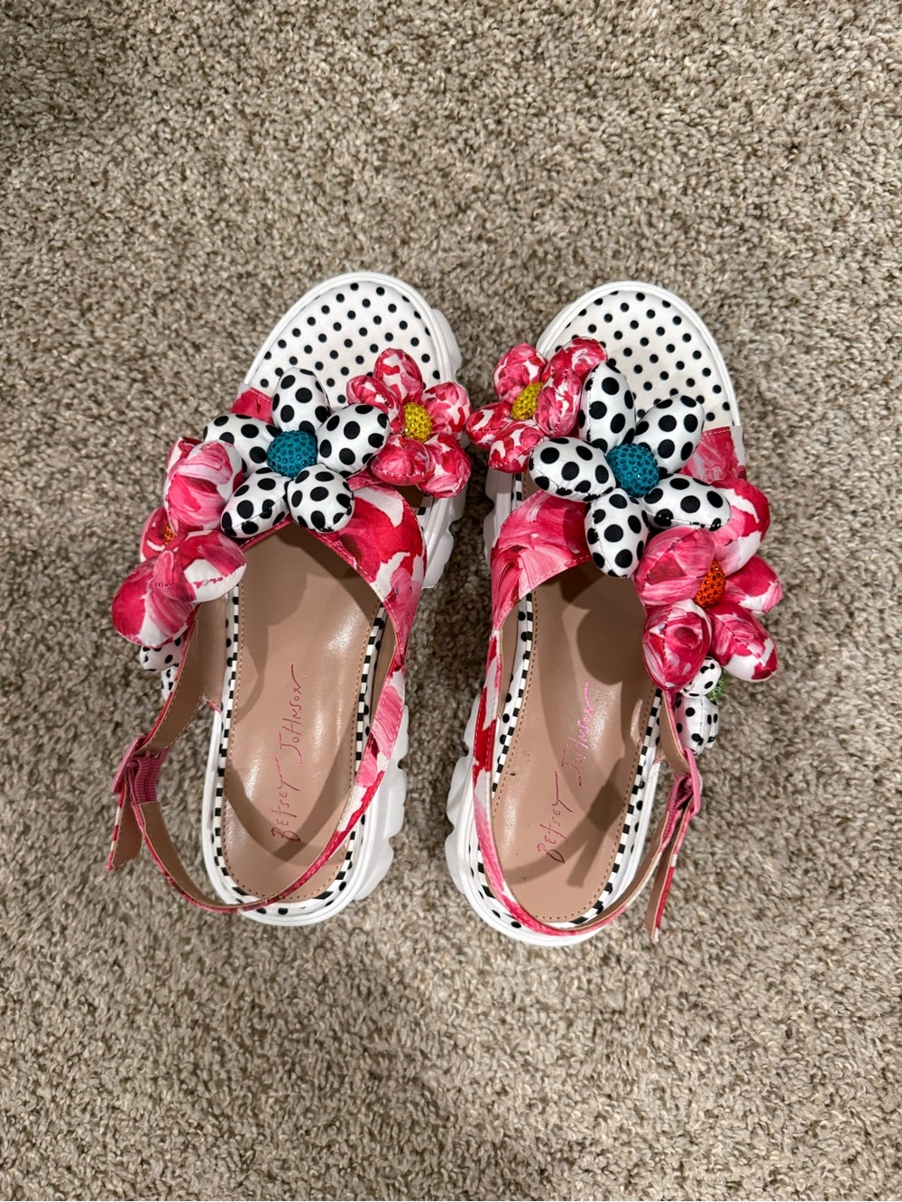 Betsy Johnson saldals
